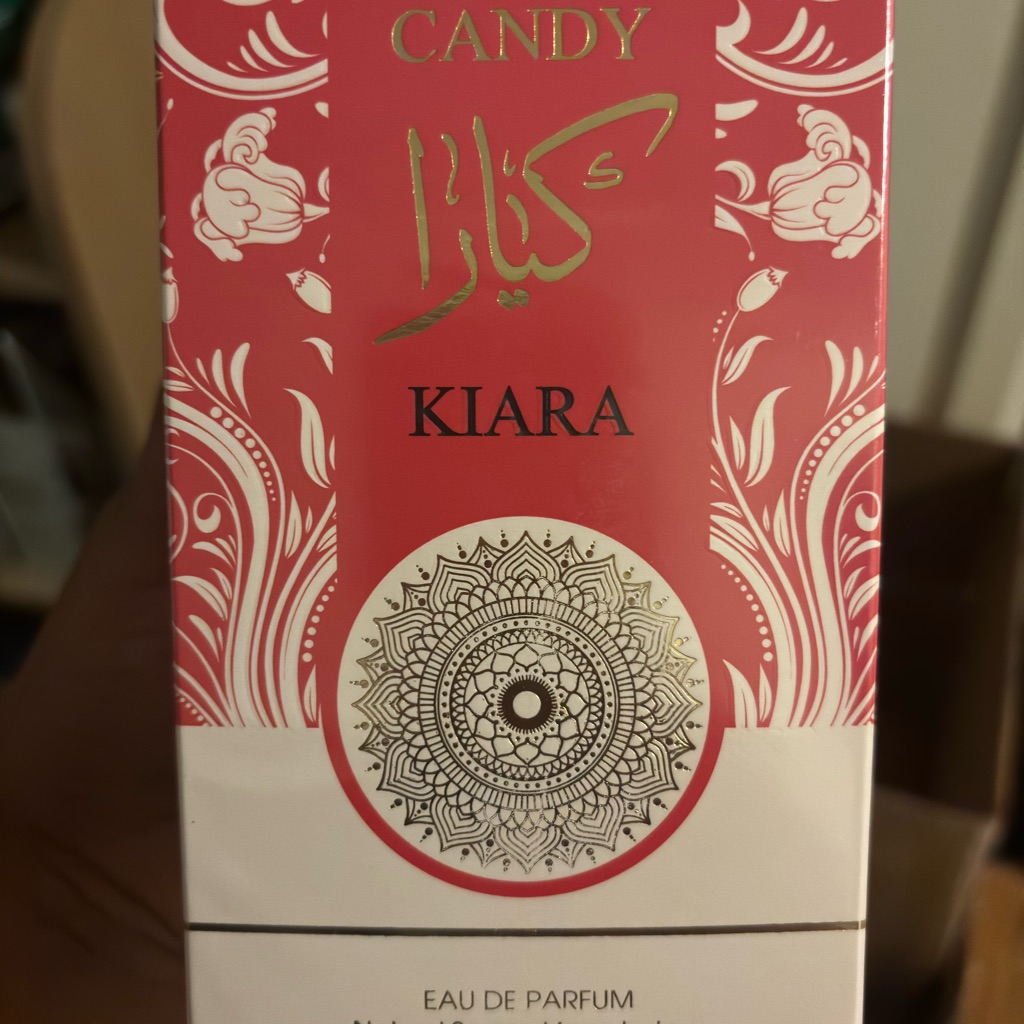 Kiara Red And White Eau De Parfum Box Kiara Red And White Eau De Parfum Box